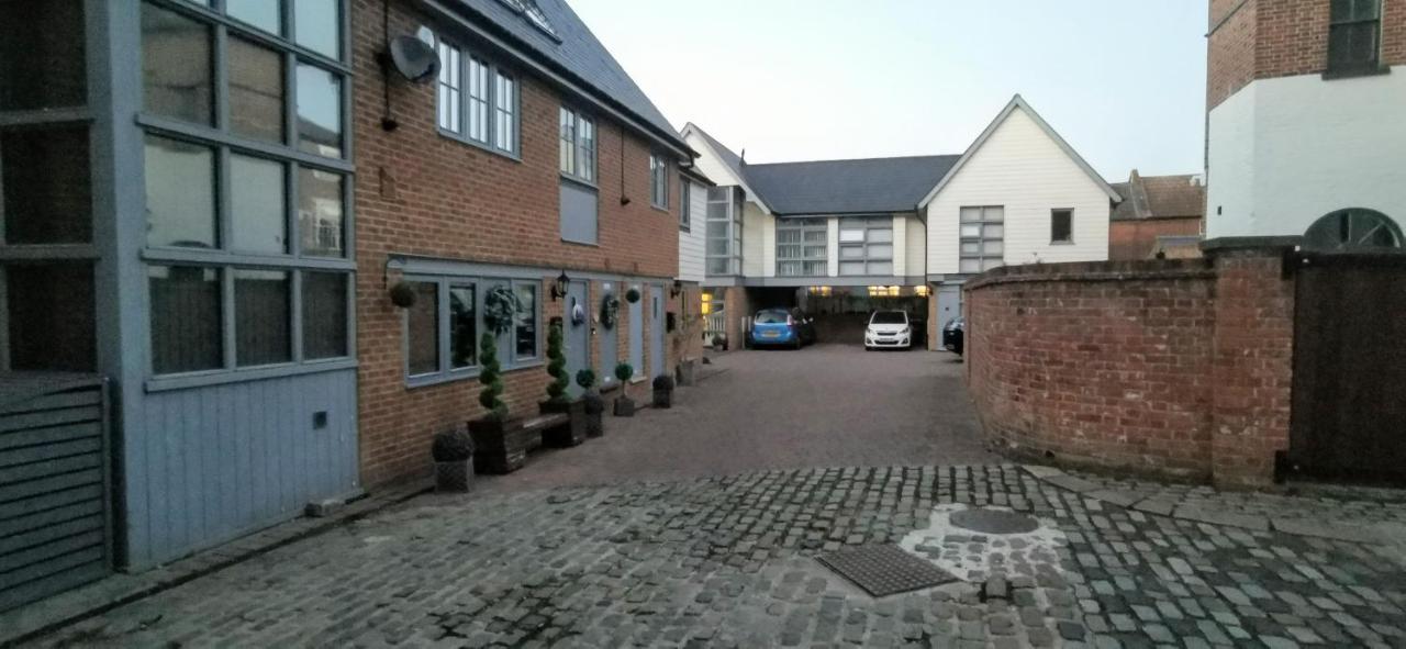 Modern City Centre House With Free Parking Canterbury Buitenkant foto