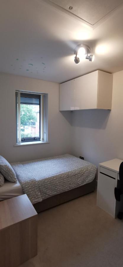 Modern City Centre House With Free Parking Canterbury Buitenkant foto